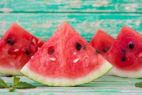 朋友圈今日吃瓜医院文案